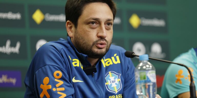 Arthur Elias projeta grande atuação do Brasil contra a Austrália