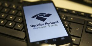 Receita abre nesta sexta consulta a lote da malha fina do IR