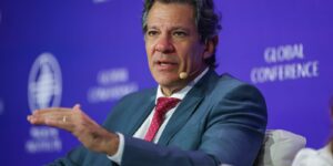 Haddad diz que revisão do IOF foi feita para evitar especulações
