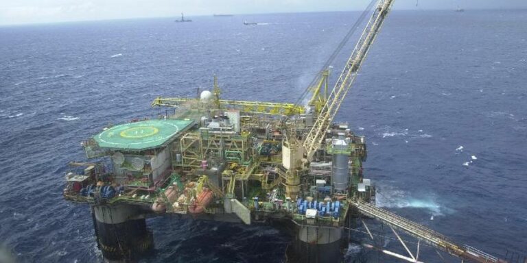 Produção nacional de petróleo e gás natural é recorde em junho