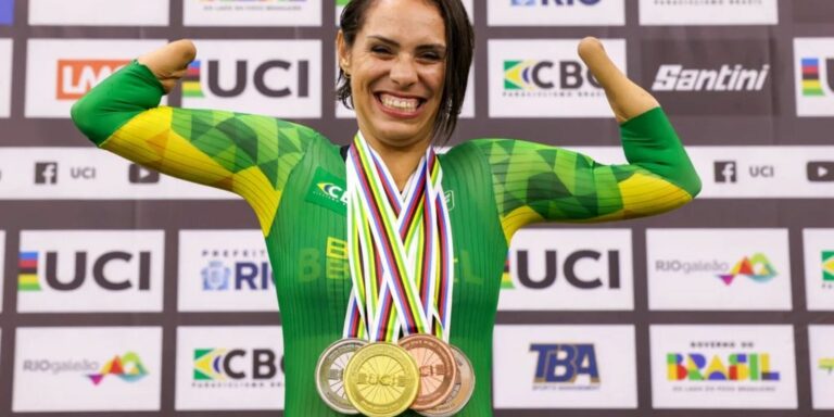 Sabrina Custódia conquista prata e fecha Mundial com quatro medalhas