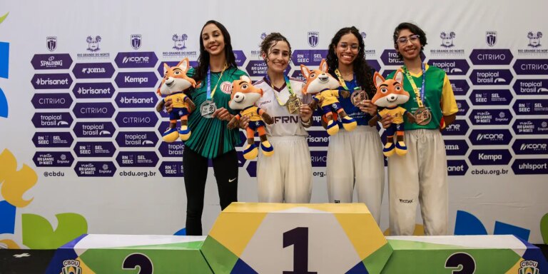 Atleta do taekwondo se despede de seu último JUBs com tricampeonato
